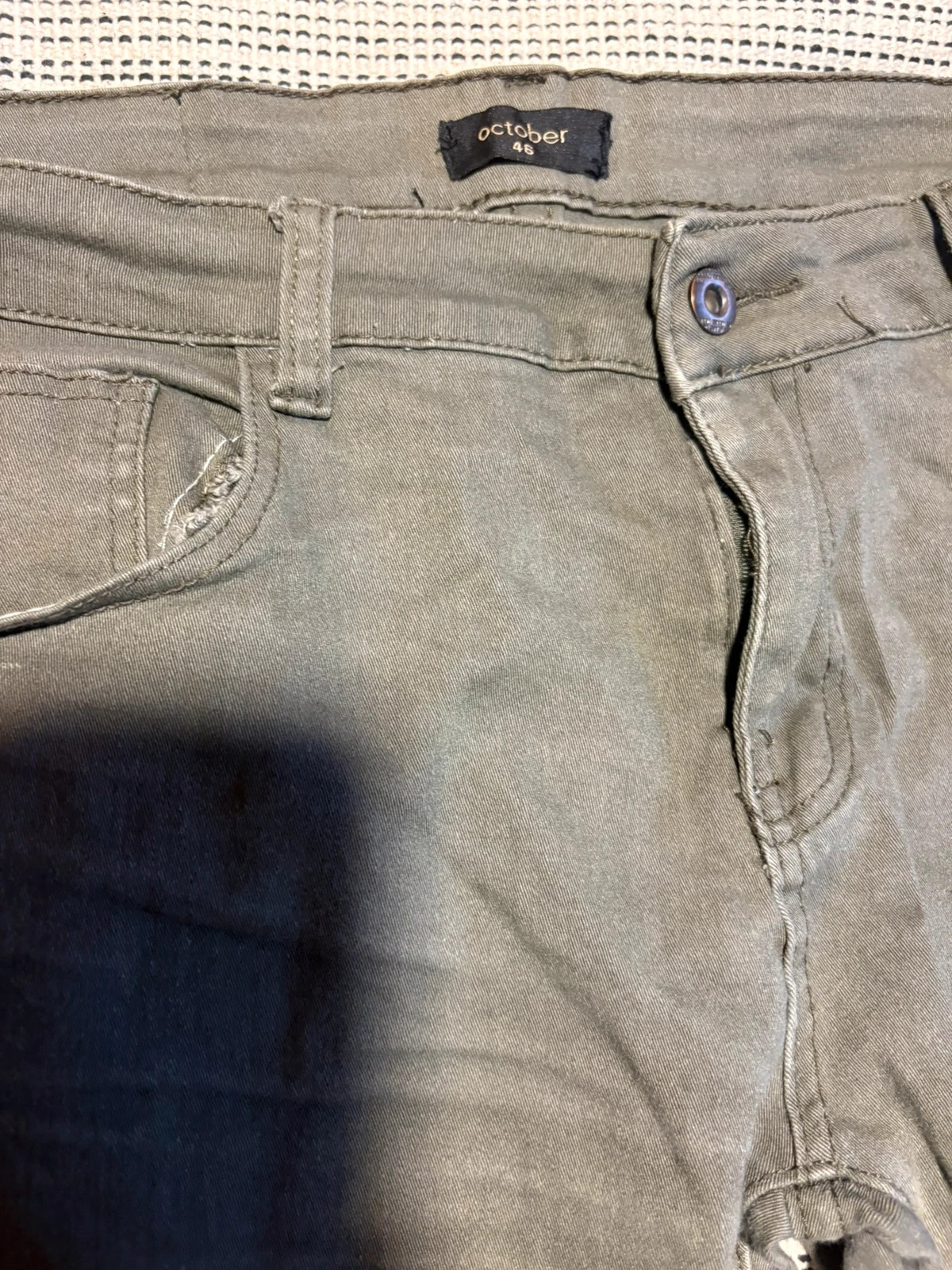 Pantalón verde caqui October talla 46 / Pantalon khaki taille XXL – october – taille XXXL / 46 / 18 3