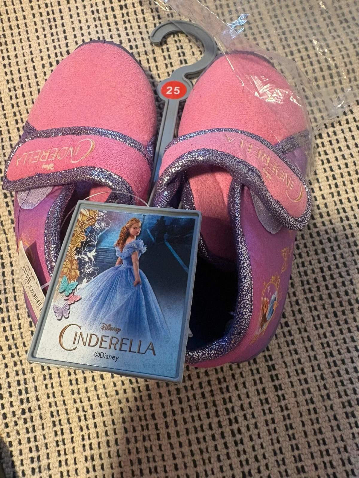 Zapatillas casa Disney Cenicienta rosa morado talla 25 nuevas