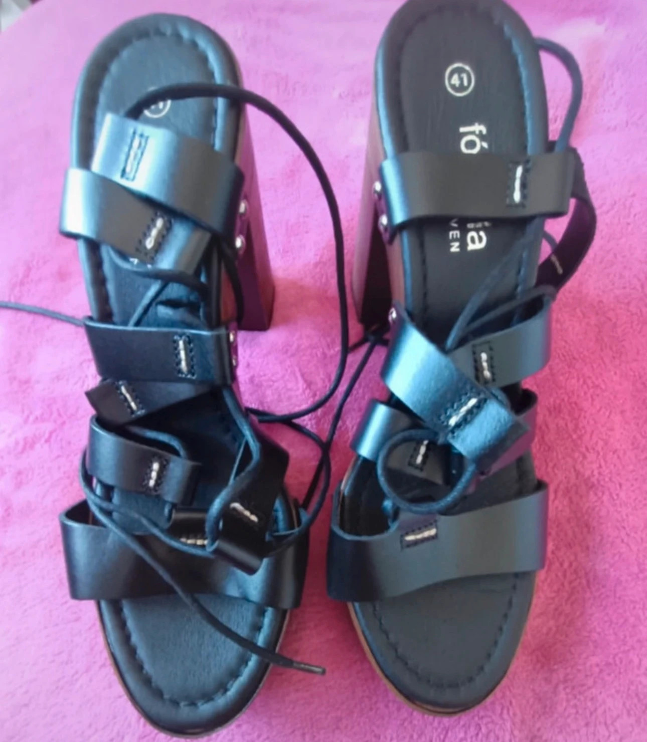 Sandalias plataforma madera Fórmula Joven 41 negras tachuelas – Fórmula Joven – taille 41 3