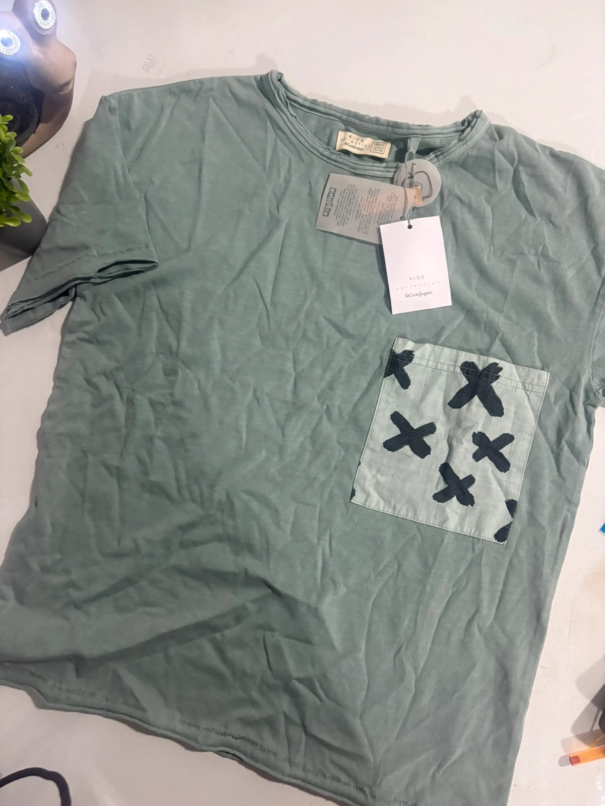 *camiseta verde el corte ingles nino 11 12 anos t-shirt tee t shirt green olive vert garcon 152cm – El Corte Inglés – taille 12 ans / 152 cm 2