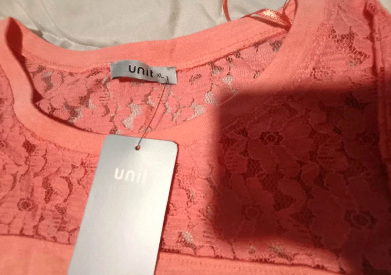 Blusa. O camiseta manga larga talla XL color naranja salmón – Unit – taille XL / 42 / 14 3