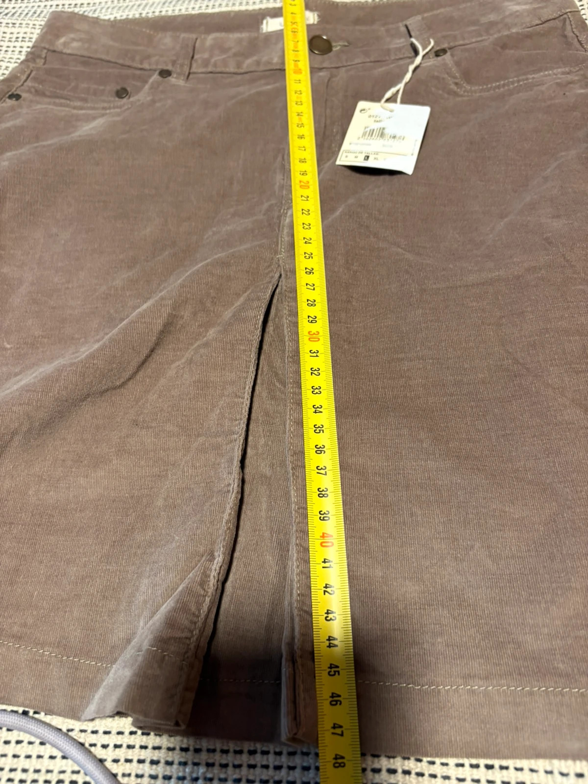 Falda beige de pana talla L – Unit – taille L / 40 / 12 5