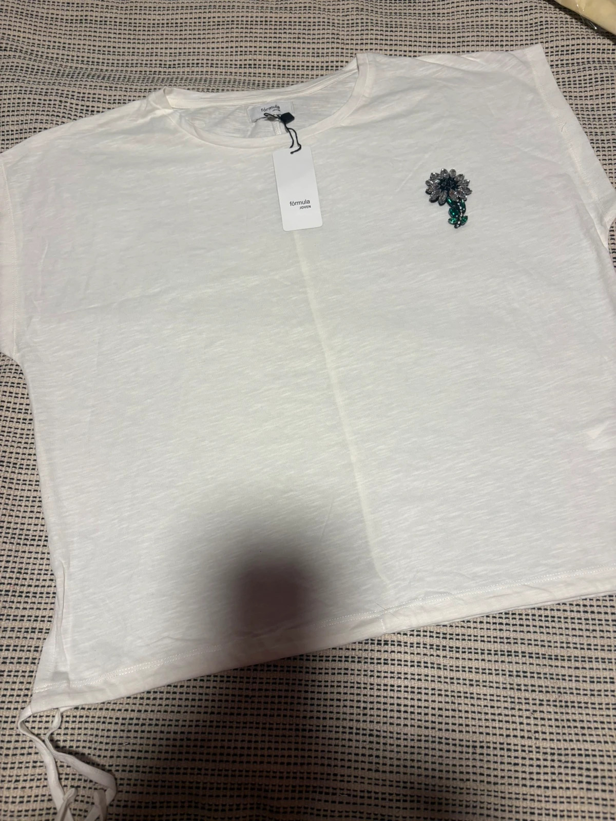 camiseta blanca de corte holgado para mujer de fórmula joven talla 42 – Fórmula Joven – taille XL / 42 / 14