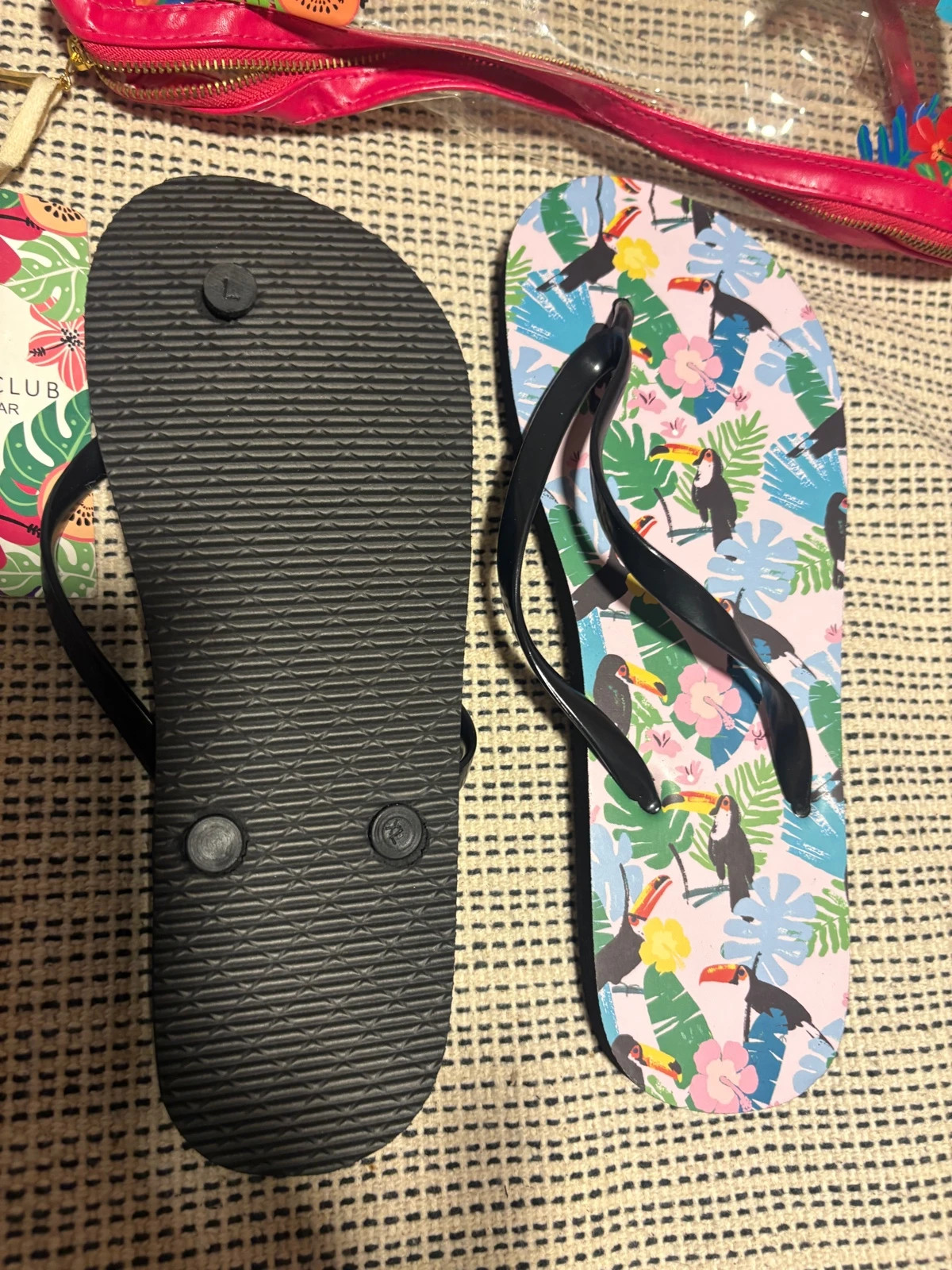 Chanclas Beach Club con estampado tropical y tucanes talla 38 – Beach club – taille 38 3