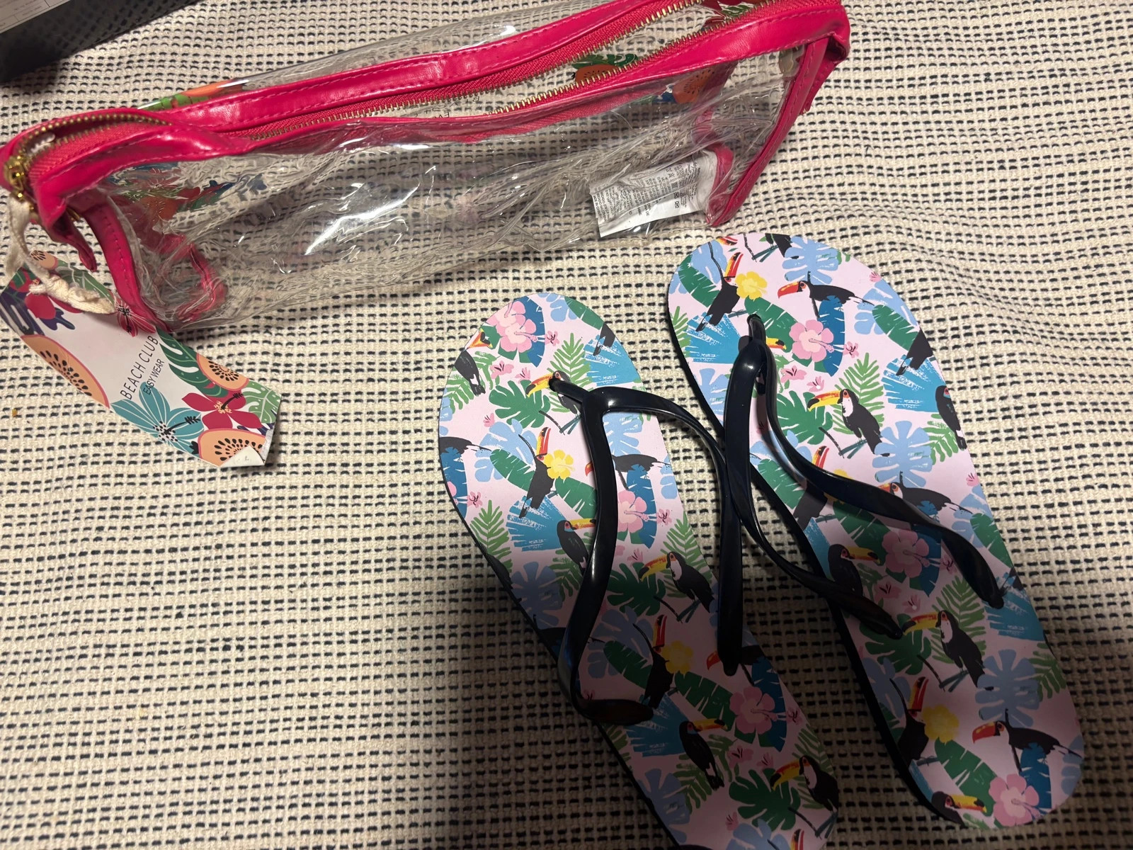 Chanclas Beach Club con estampado tropical y tucanes talla 38 – Beach club – taille 38 4