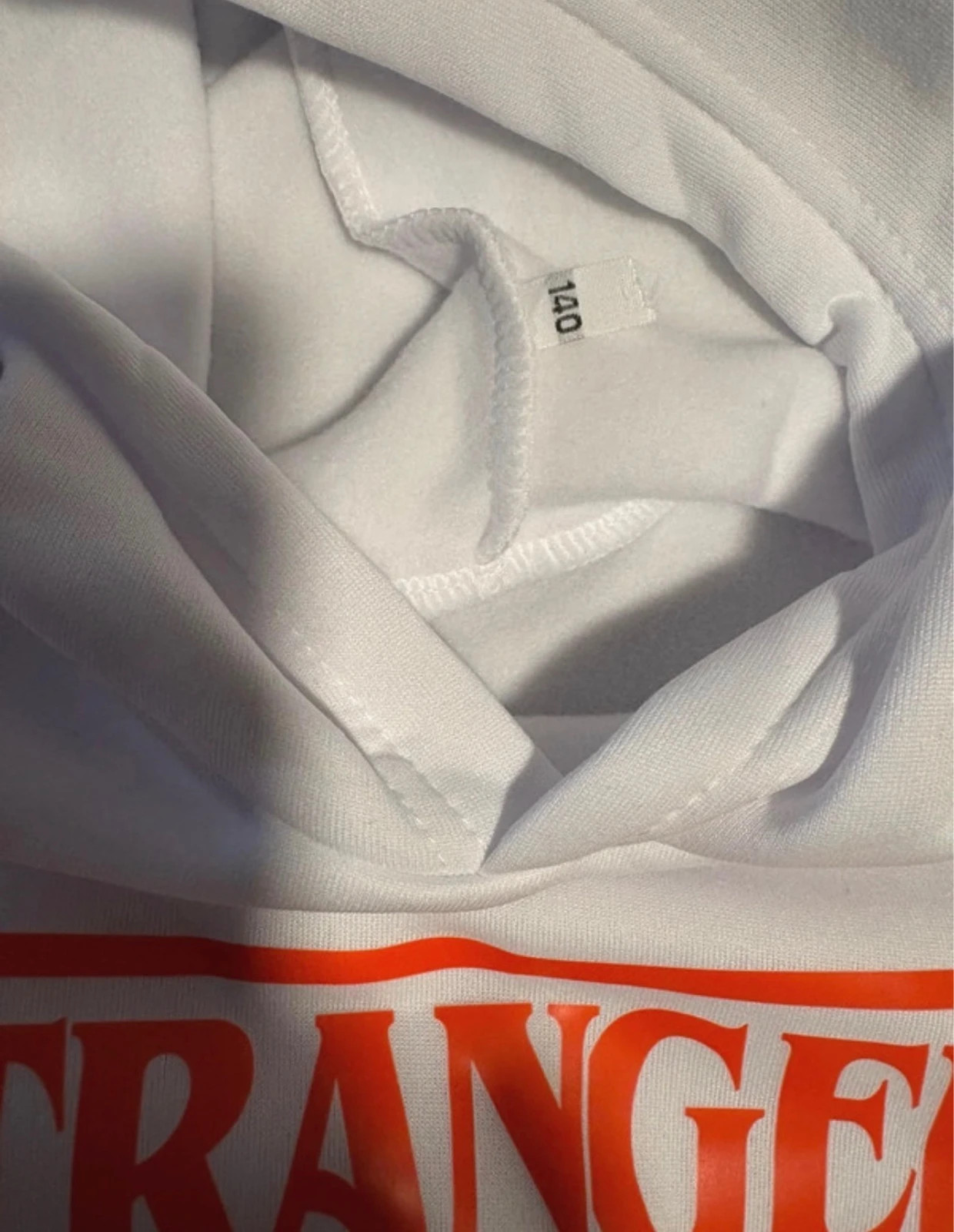 sudadera blanca con capucha de Stranger Things (amoid) – Stranger Things – taille 9 ans / 134 cm 4