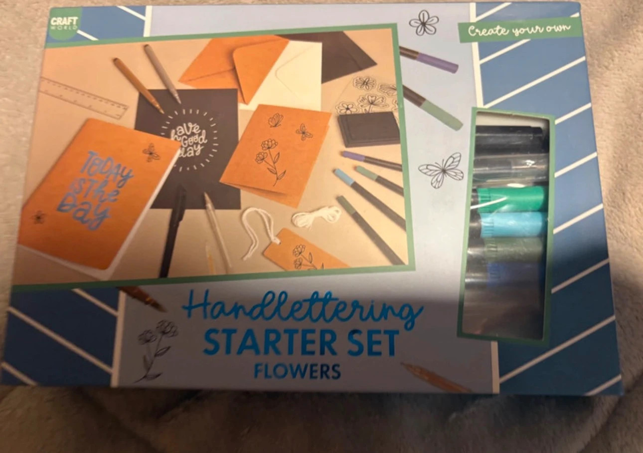 set de iniciación al handlettering de la marca Craft World (amoi.act) – craft world