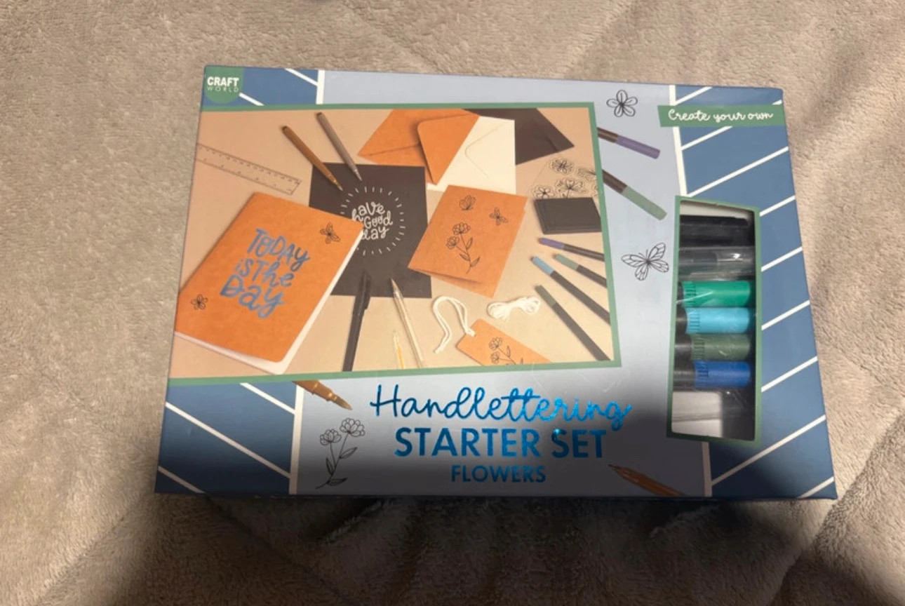 set de iniciación al handlettering de la marca Craft World (amoi.act) – craft world 2