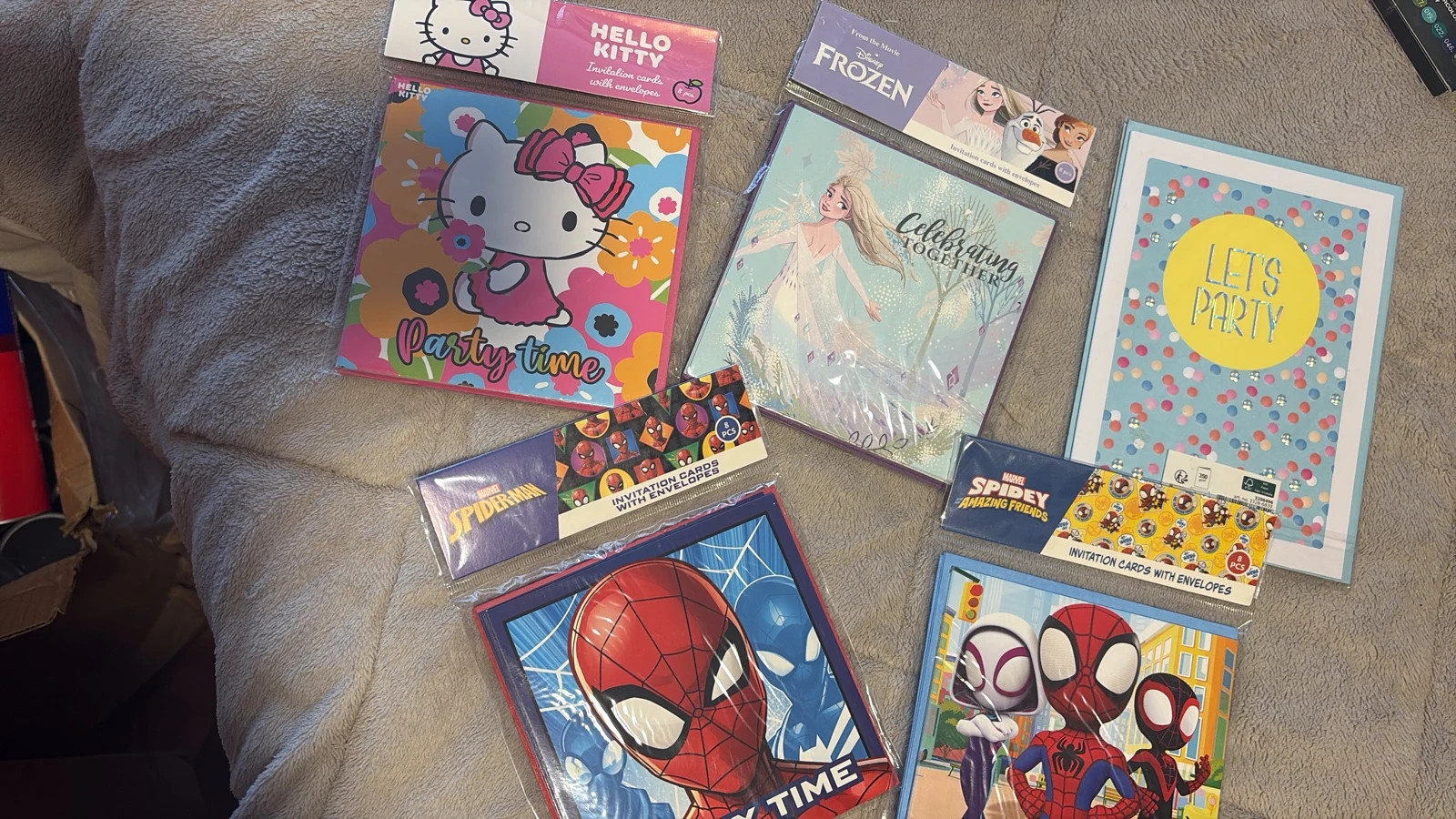 Paquetes de invitación infantil (amoi.act)