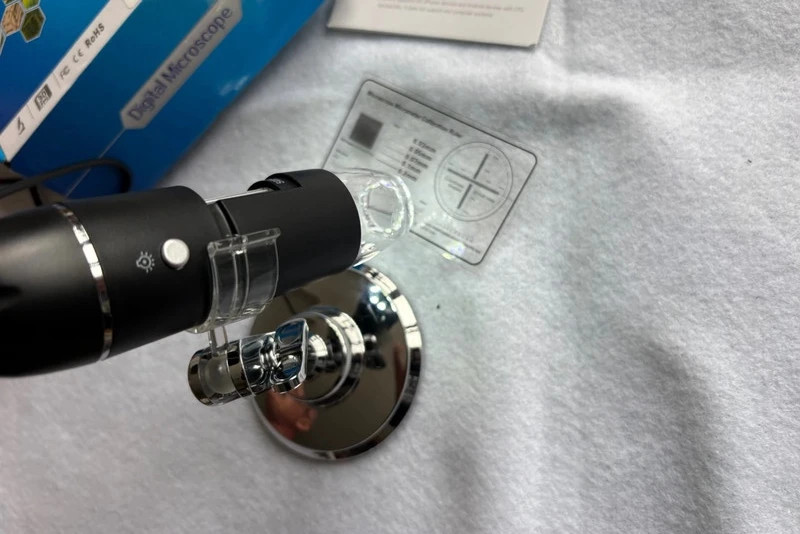 microscopio digital USB portátil (amoi.f) – Rohs 3