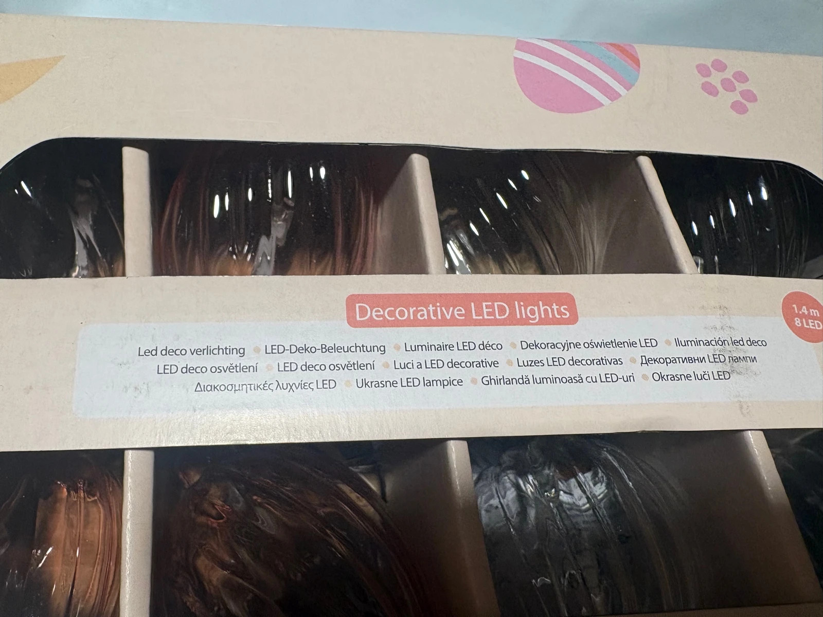luces LED decorativas con una longitud de 1.4 metros y 8 luces LED de color blanco cálido (amoi.act) – Action 4