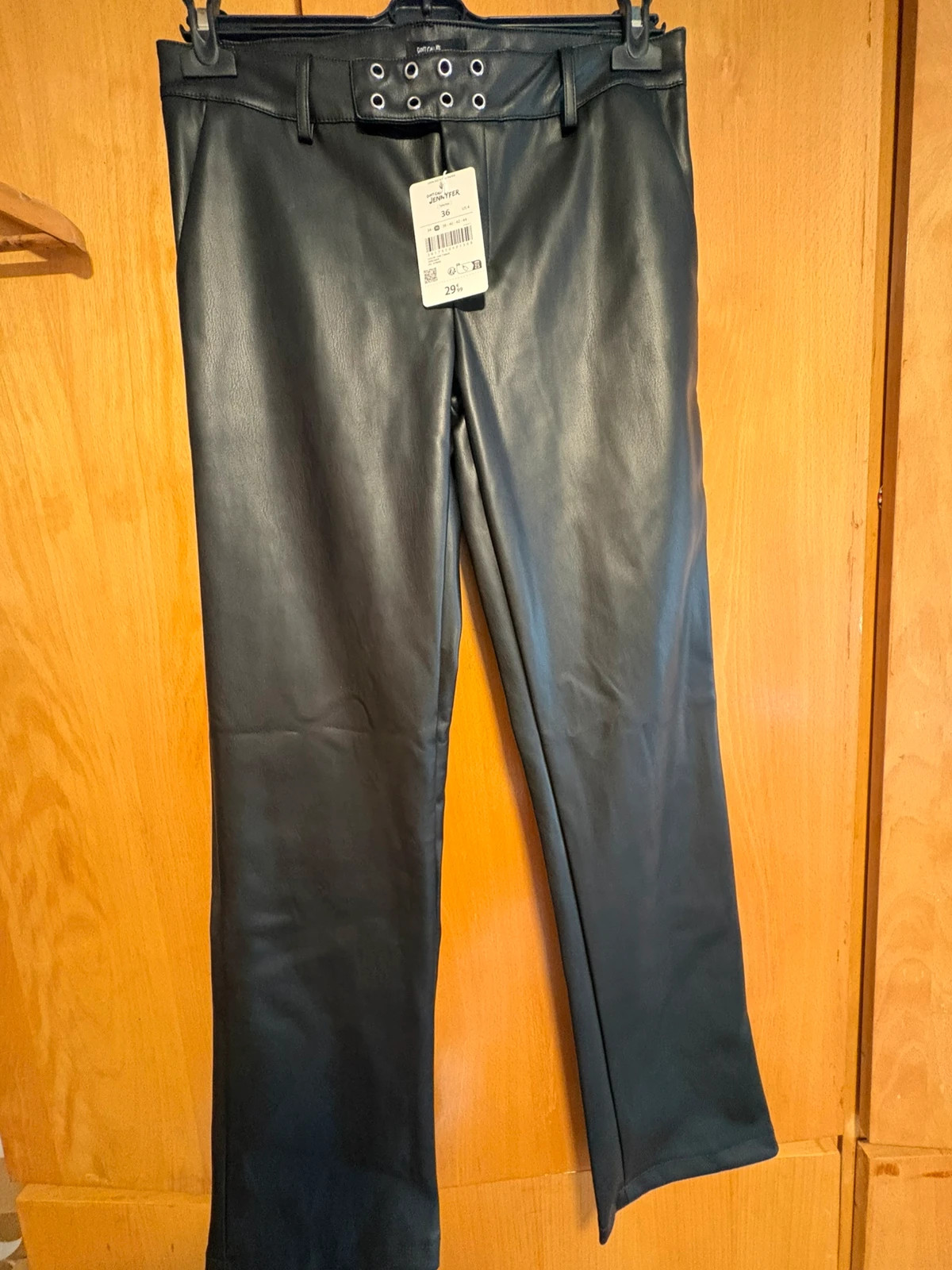 Pantalón efecto piel talla 36 (amoi.d) – Don't Call Me Jennyfer – taille S / 36 / 8 2