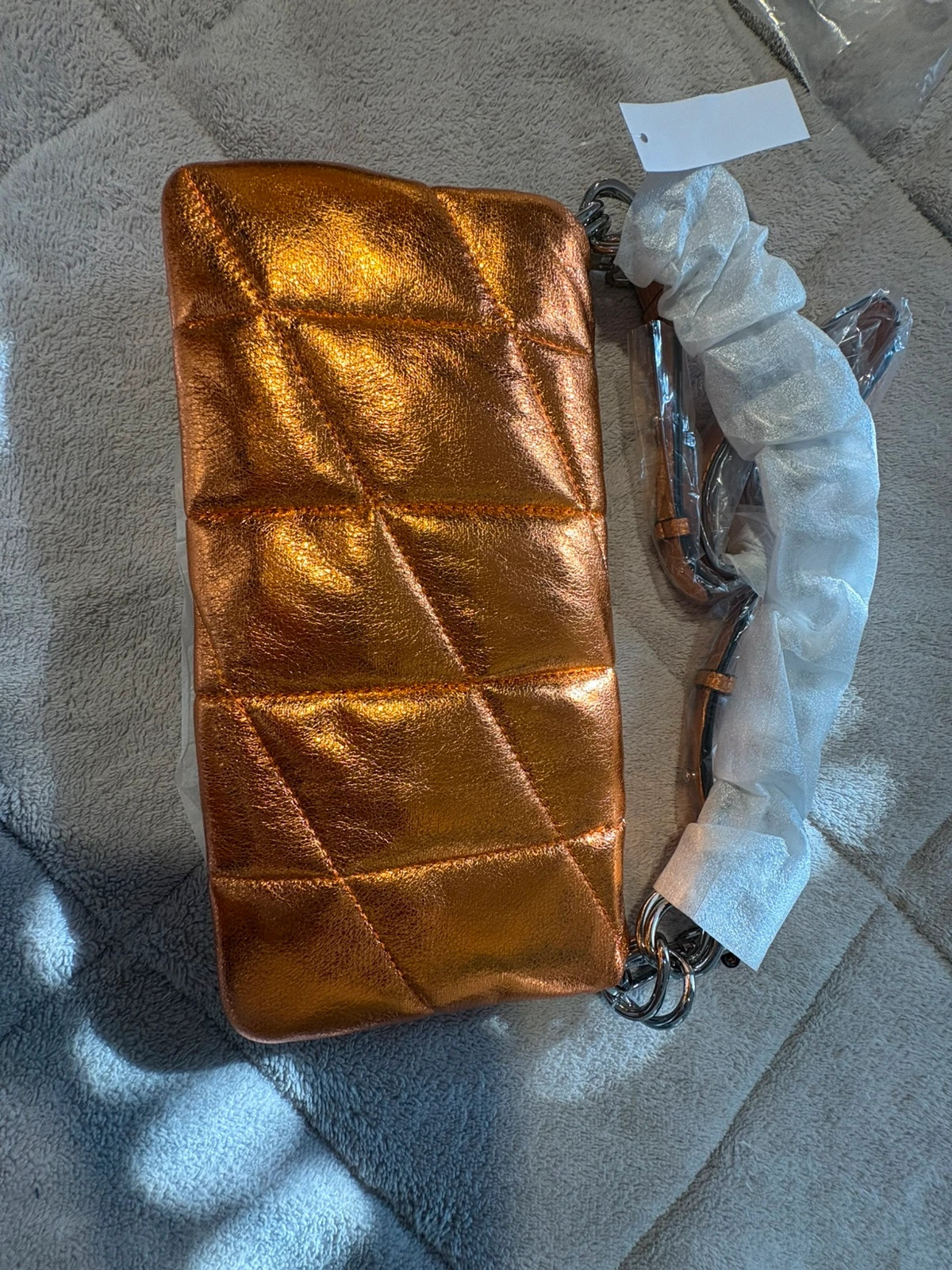 bolso de hombro acolchado metalizado de la marca Topshop (amoih) – Topshop 2