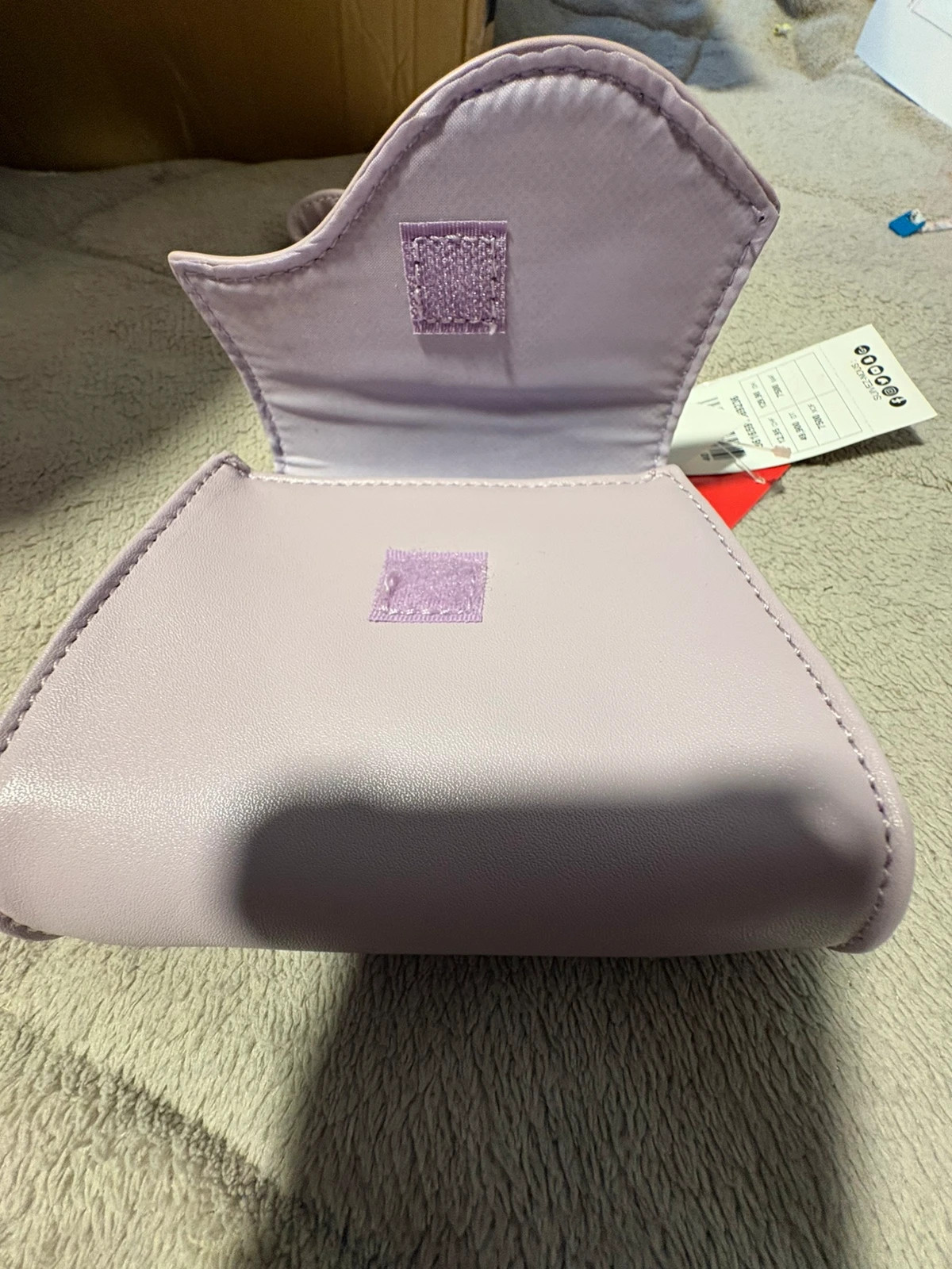 Bolsito lila Gémo con velcro (amoi.c) – Gémo 2