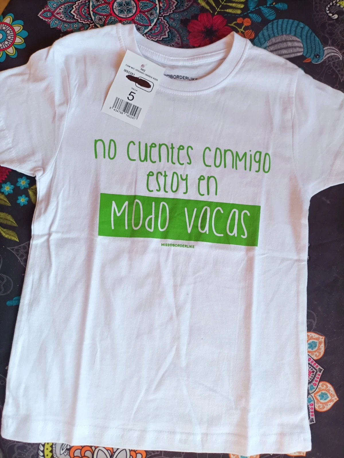 camiseta con mensaje blanca y verde talla 5 años (amsl)