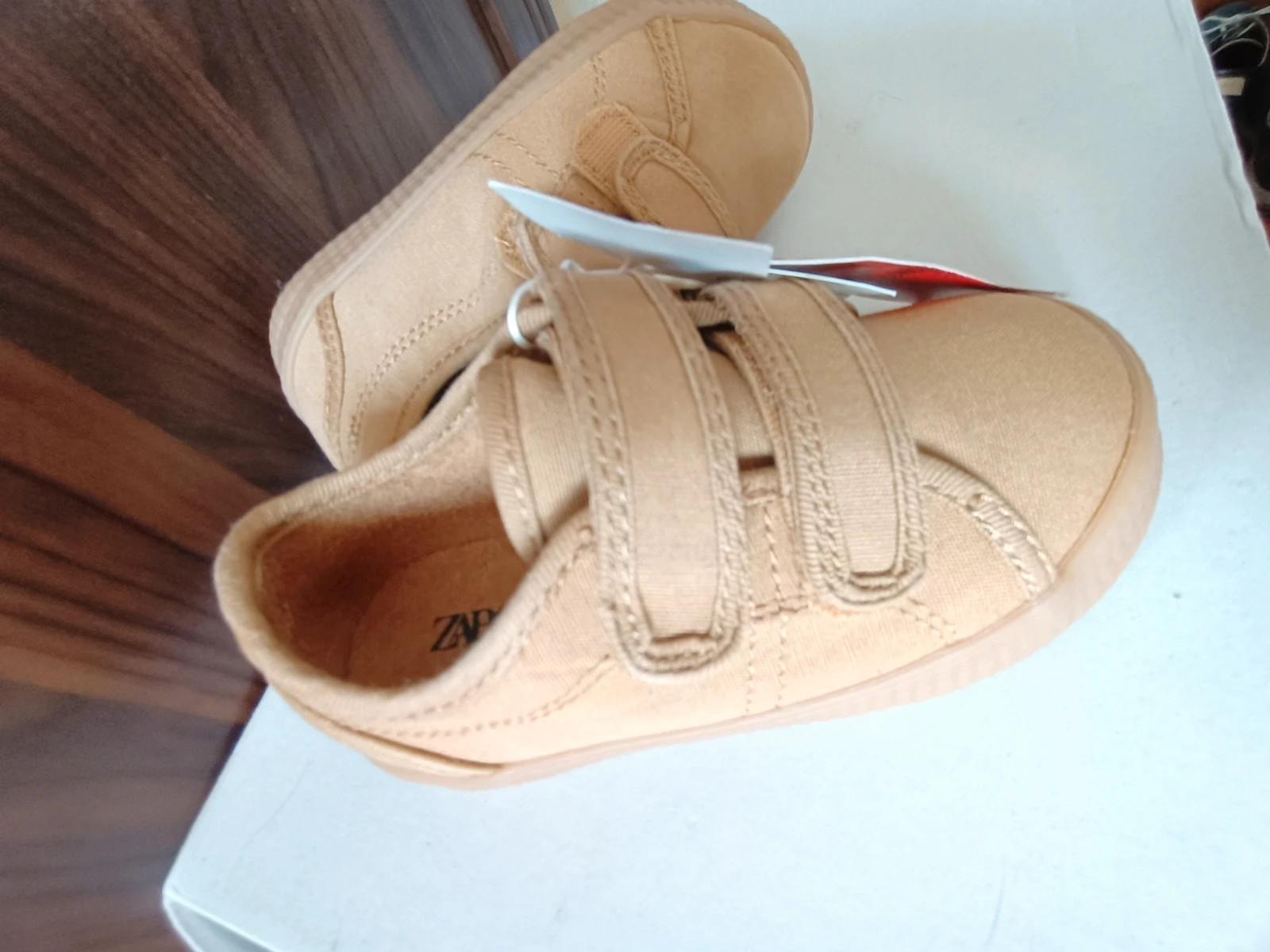 Bambas de Zara talla 24 color marrón clarito (amsl°F) – Zara – taille 24 3