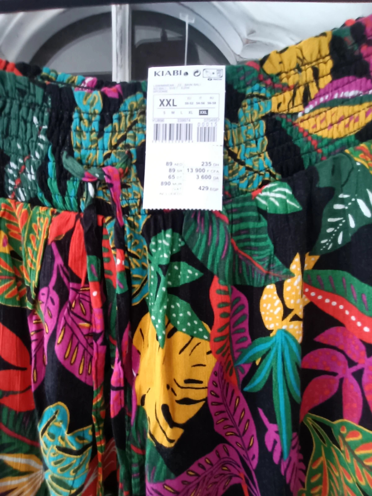 Conjunto Kiabi pantalón floreado XXL y camiseta 3XL (amoi.ZC) – Kiabi – taille XXL / 44 / 16 4