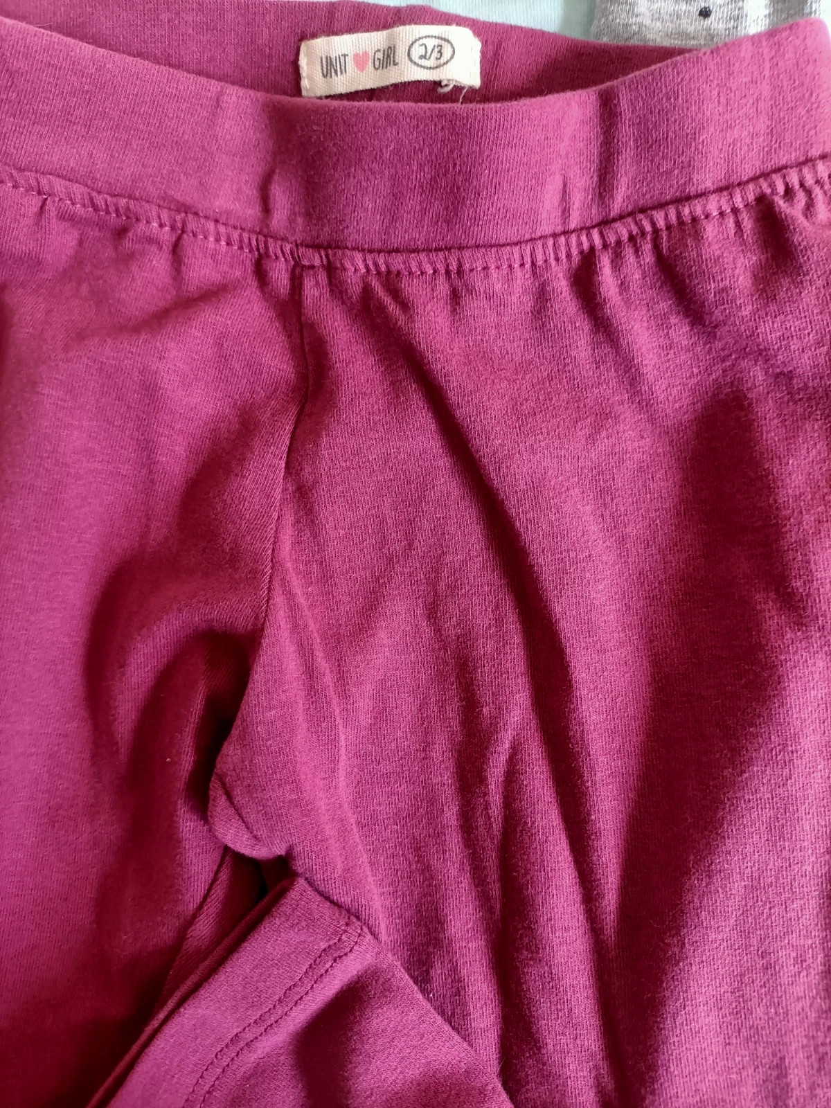 Ensemble 2 leggins et un tee shirt manches longues taille 2-3ans (amsl.B) – Unit – taille 24-36 mois / 92 cm 4