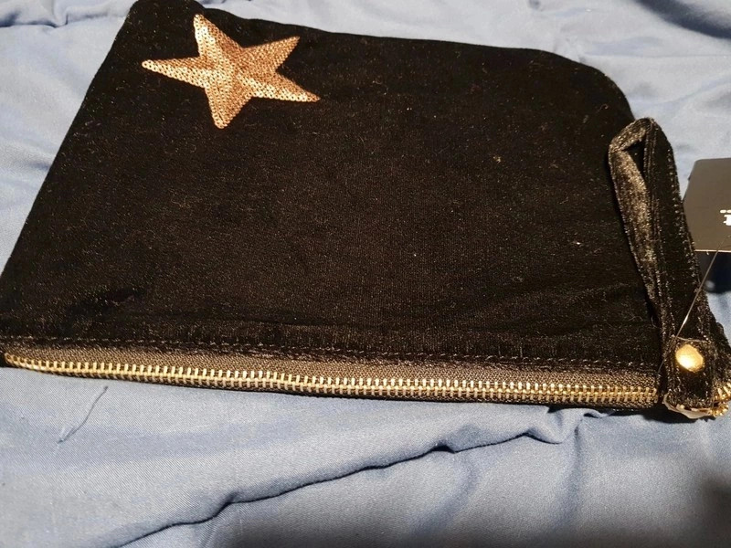 Pochette avec fermeture eclair et poignée velour (amsl)(2)
