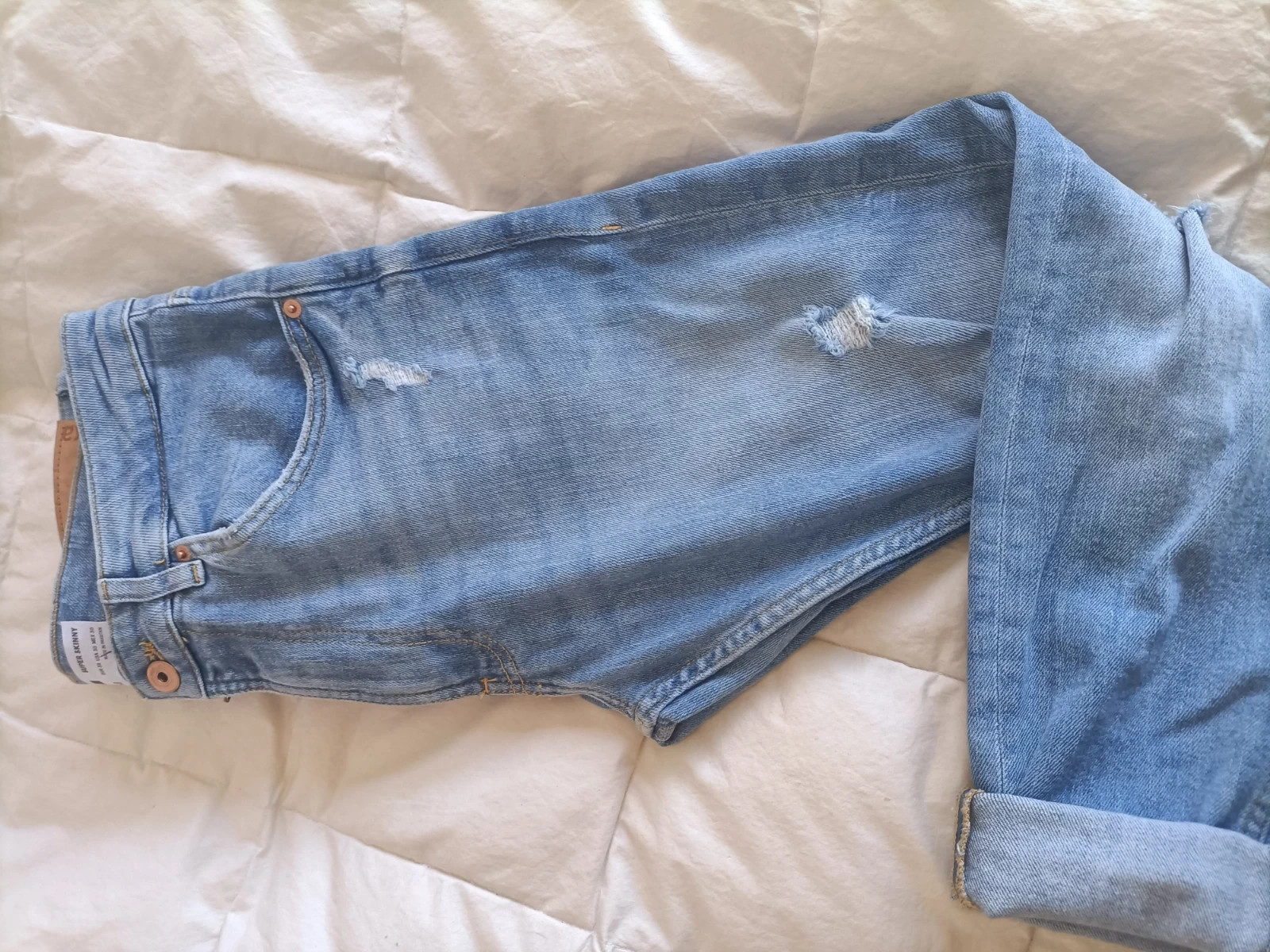 Jeans roto Bershka talla 38 mide 40 (drl) – Bershka – taille M 4