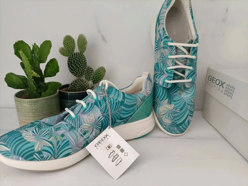 Zapatillas Geox talla 36 azul turquesa flores (amsl.20)