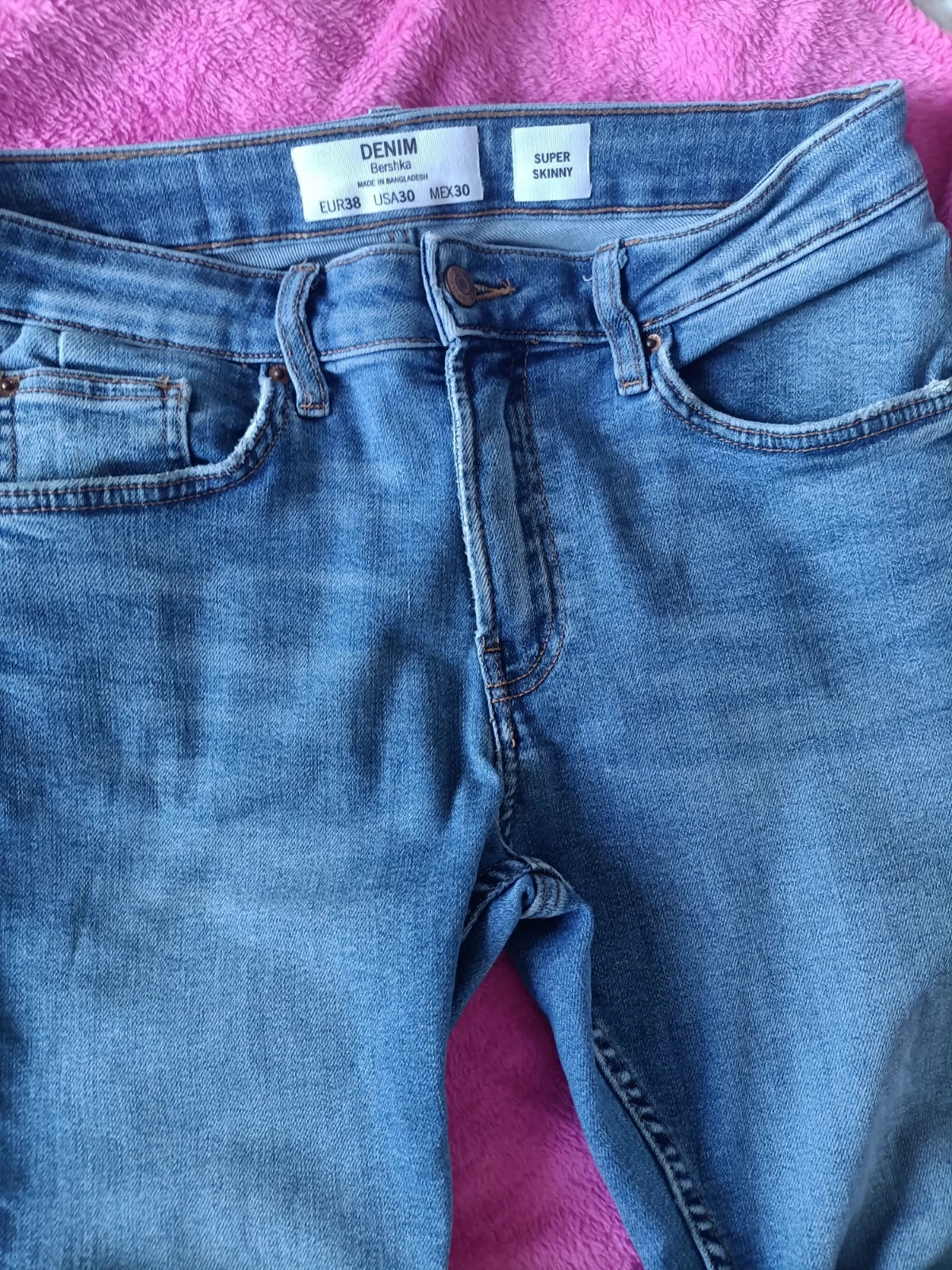 Vaquero super skinny Bershka talla 38 (drl) – Bershka – taille M