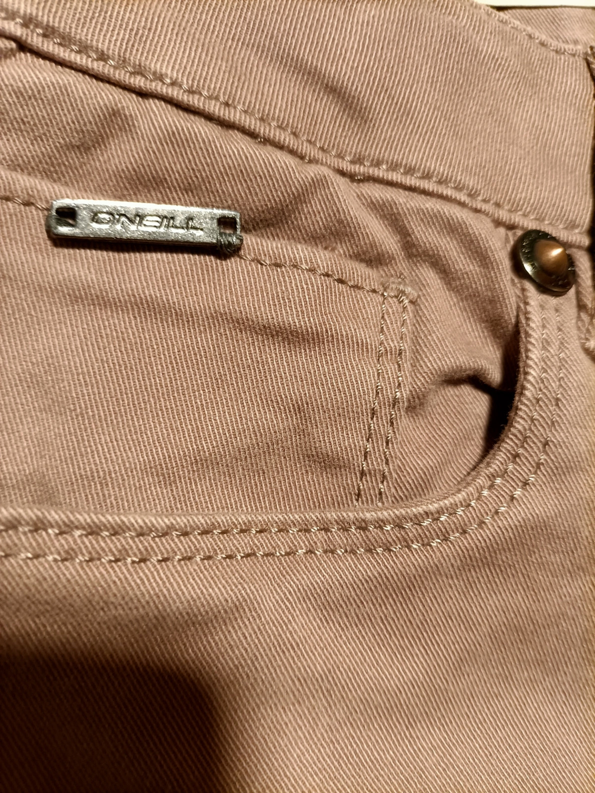Pantalón Slim fit ONEILL color entre marrón y malva talla 164 mide 34cm de cintura (amsl) – O'Neill – taille XS / 34 / 6 2