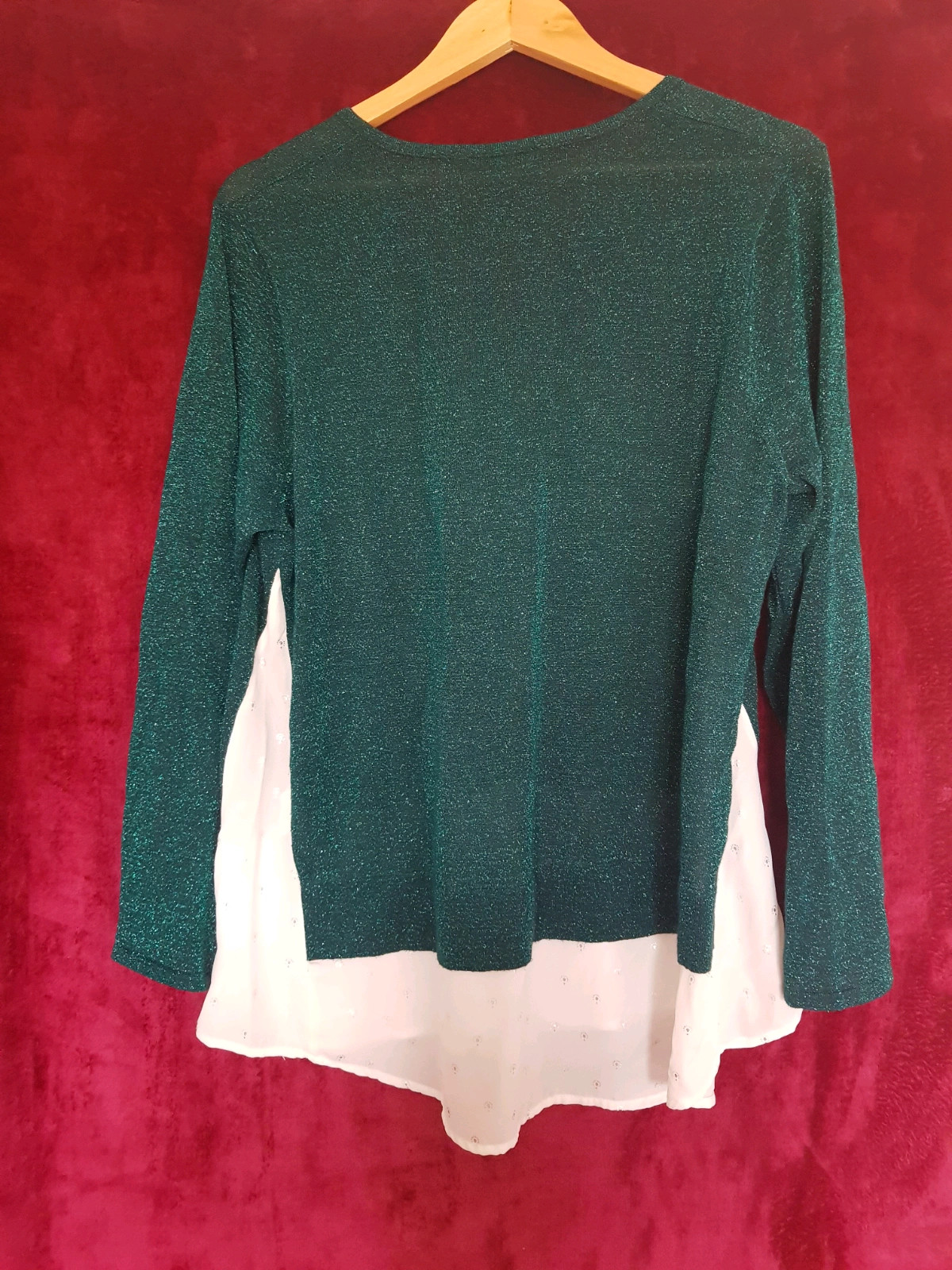 Pull a paillettes col V taille XL de la marque Elogy – Elogy – taille XL / 42 / 14 5