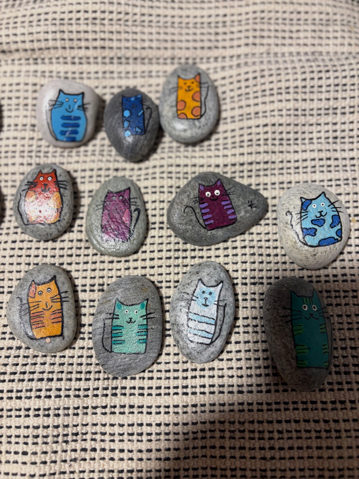 Lote de 20 piedras pintadas a mano gatitos decorativos – Eram 2