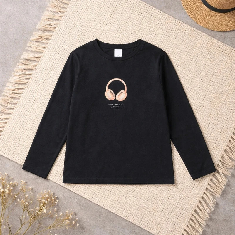 Graphique sweat noir n0081 – Zara – taille 3 ans / 98 cm