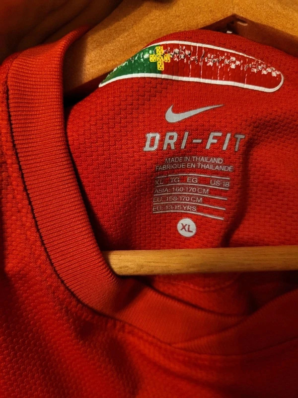 Maillot n176 du Portugal – Dri-Fit – taille XL 2