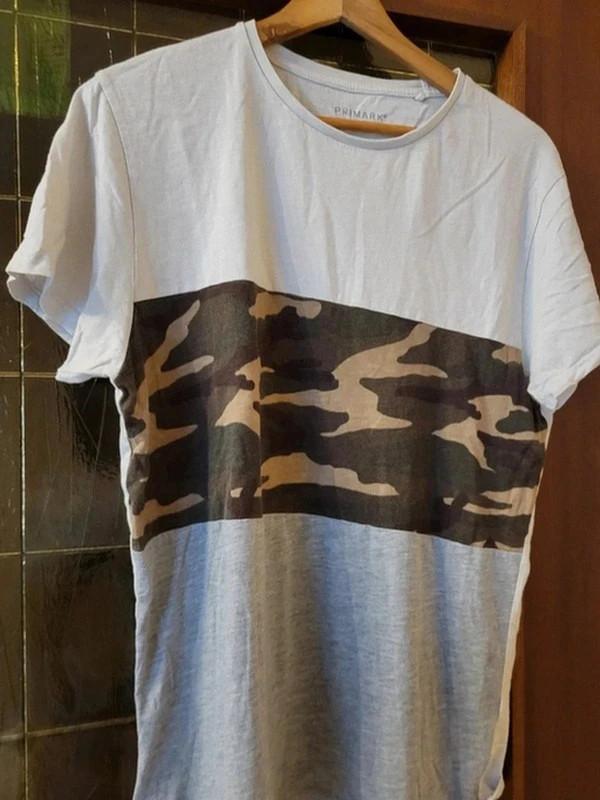 Tshirt Camouflage Colorblock - 0142 – Primark – taille L