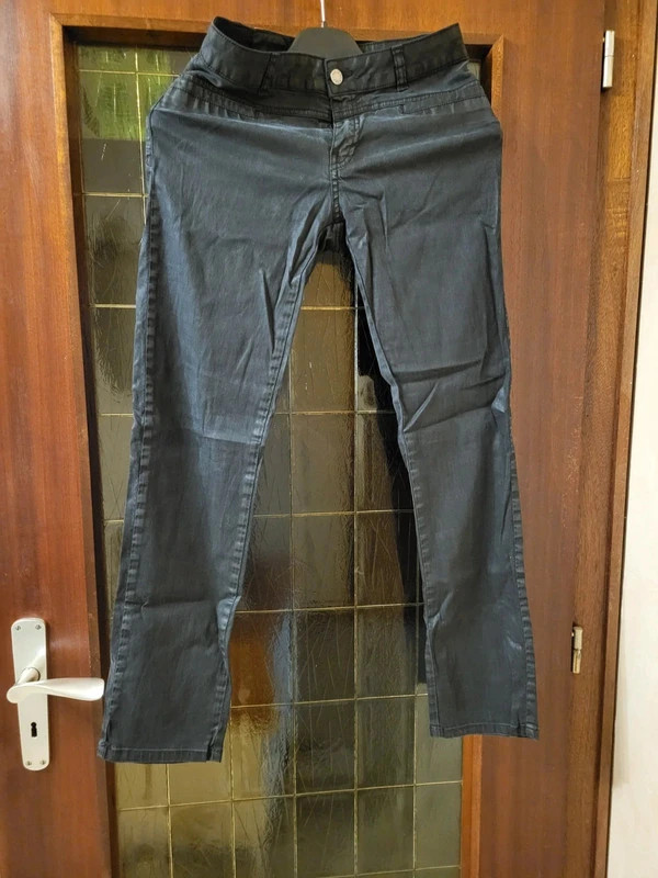 Pantalon n -114 effet enduit noir – Miss Captain – taille S / 36 / 8 2