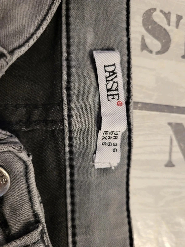 Jean "Daysie n125 Slim Gris – Daysie – taille S 5