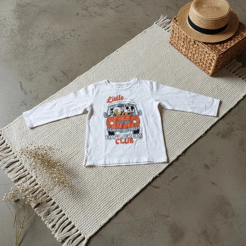 Disney Tshirt n0073 – Disney – taille 3 ans / 98 cm