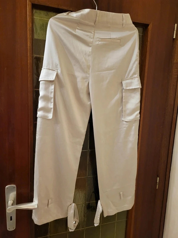 Amisu Pantalon Cargo Satiné - Rare en Taille 32 n109 – Amisu – taille XXS / 32 / 4 4