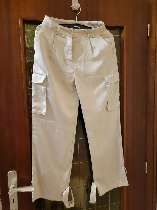 Amisu Pantalon Cargo Satiné - Rare en Taille 32 n109 – Amisu – taille XXS / 32 / 4 3