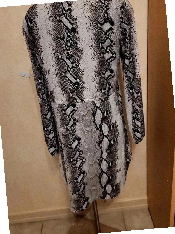 Robe n211 noir Gris – Pigalle – taille S / 36 / 8 2