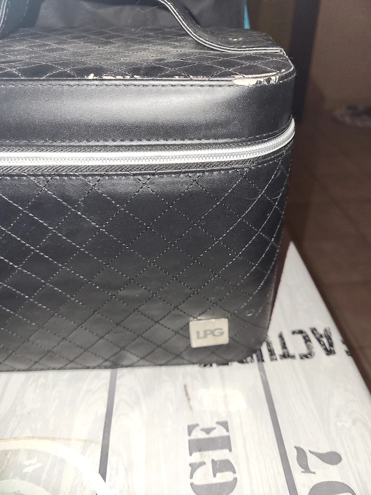 Vanity lpg Noir / trousse Maquillage Rigide n32 – LPG 3