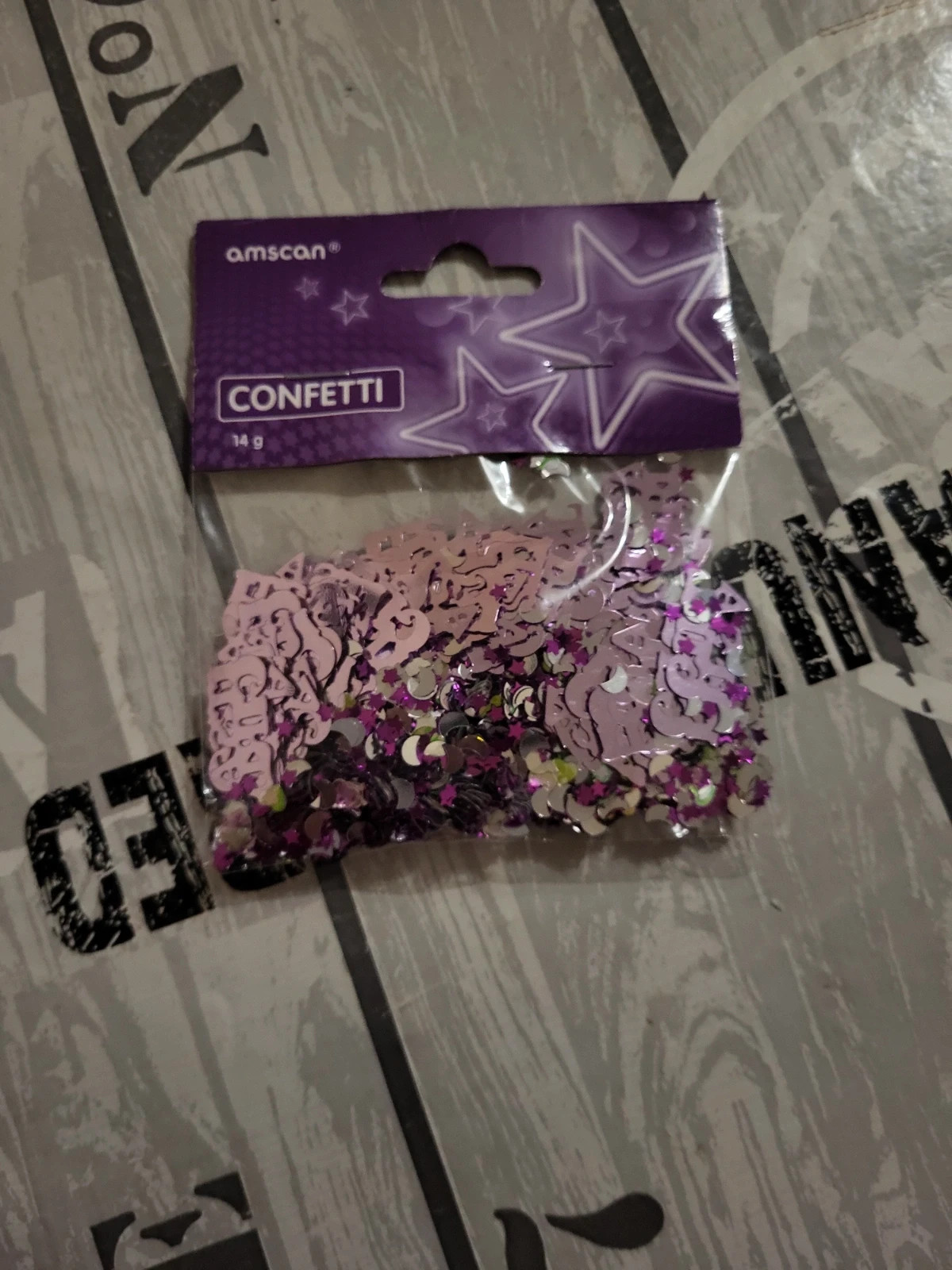 confetti n23 – Confetti 2