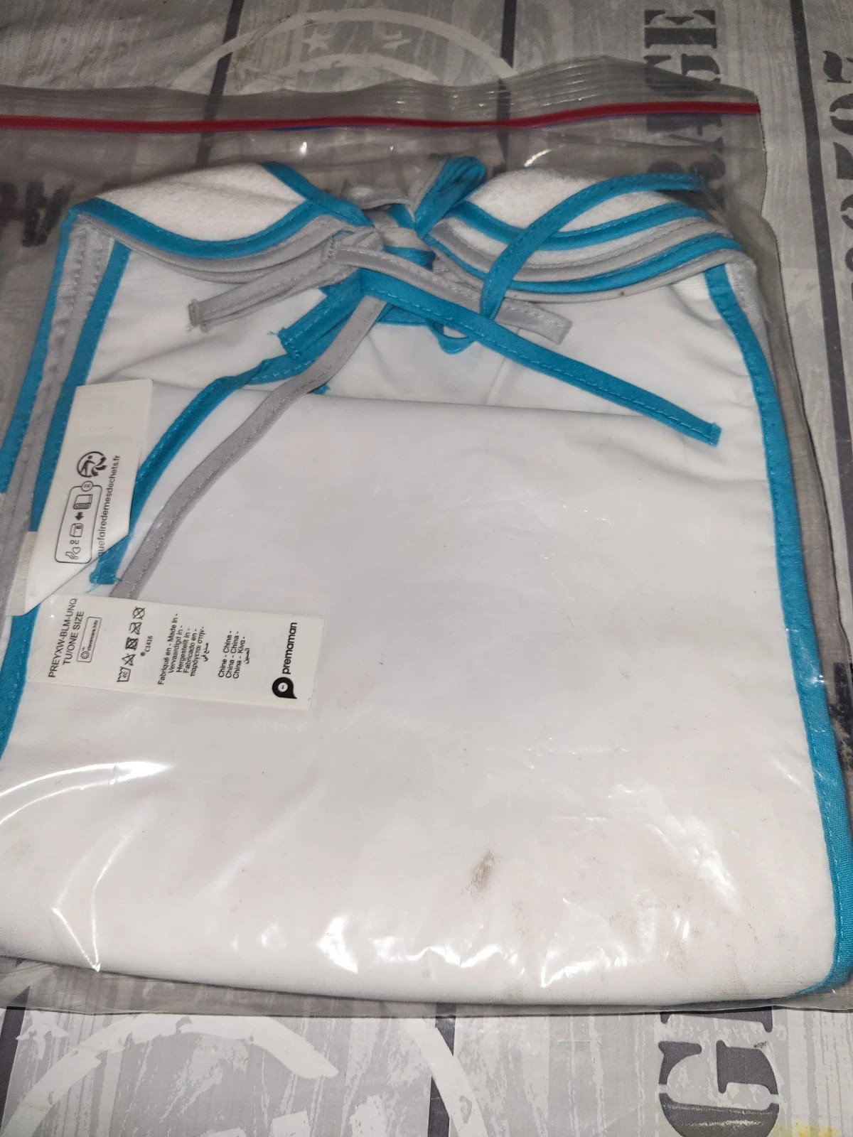 Lot de bavoirs neufs n 107 – Premaman 2