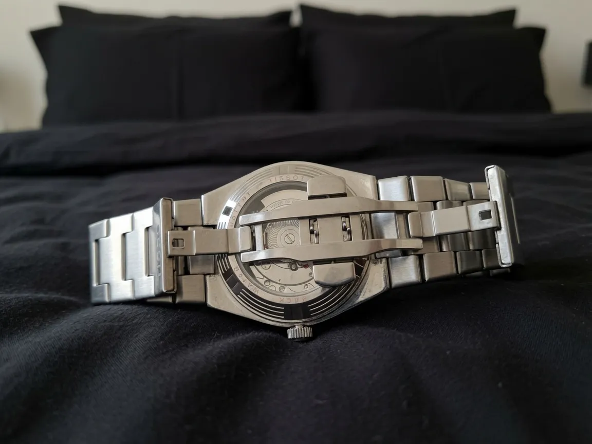 Montre analogique acier inoxydable bracelet