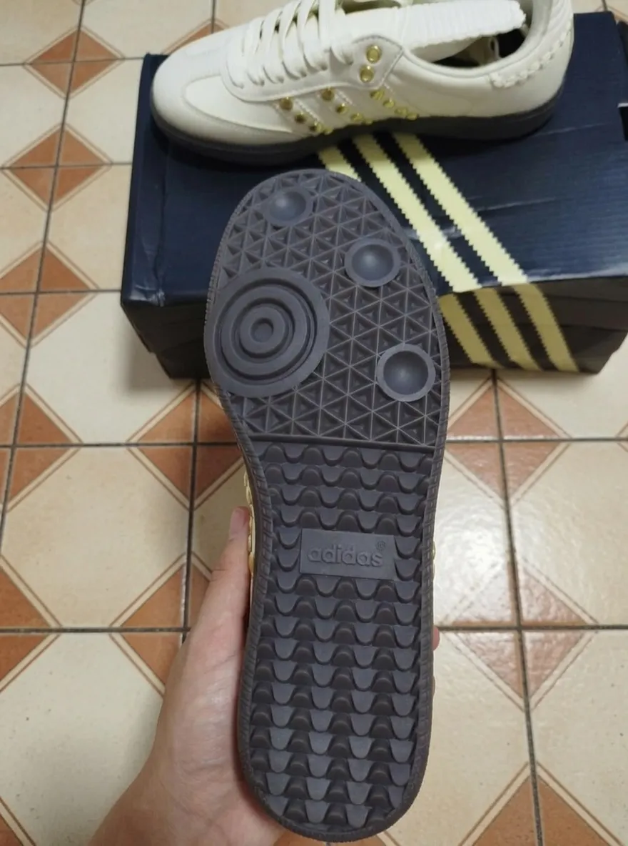 Adidas Gazelle cream gold studs sneakers 8