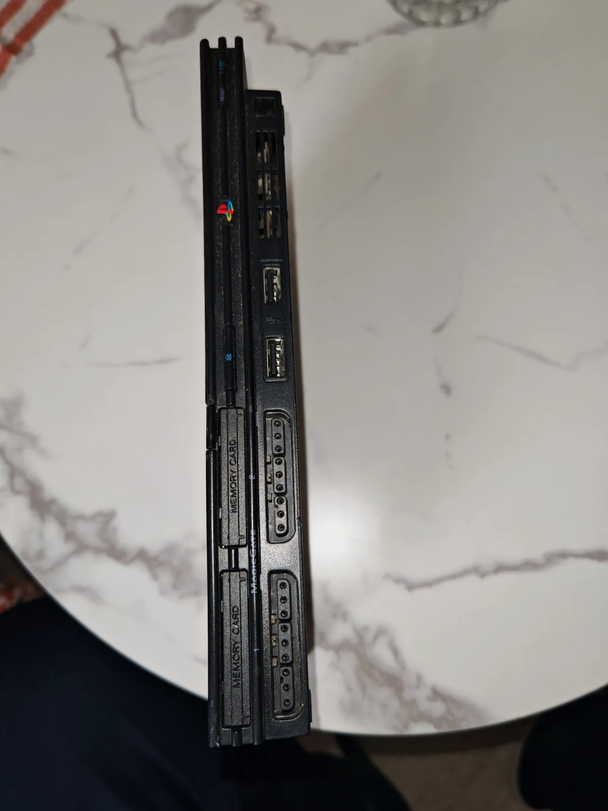 Playstation 2  – Nintendo 2