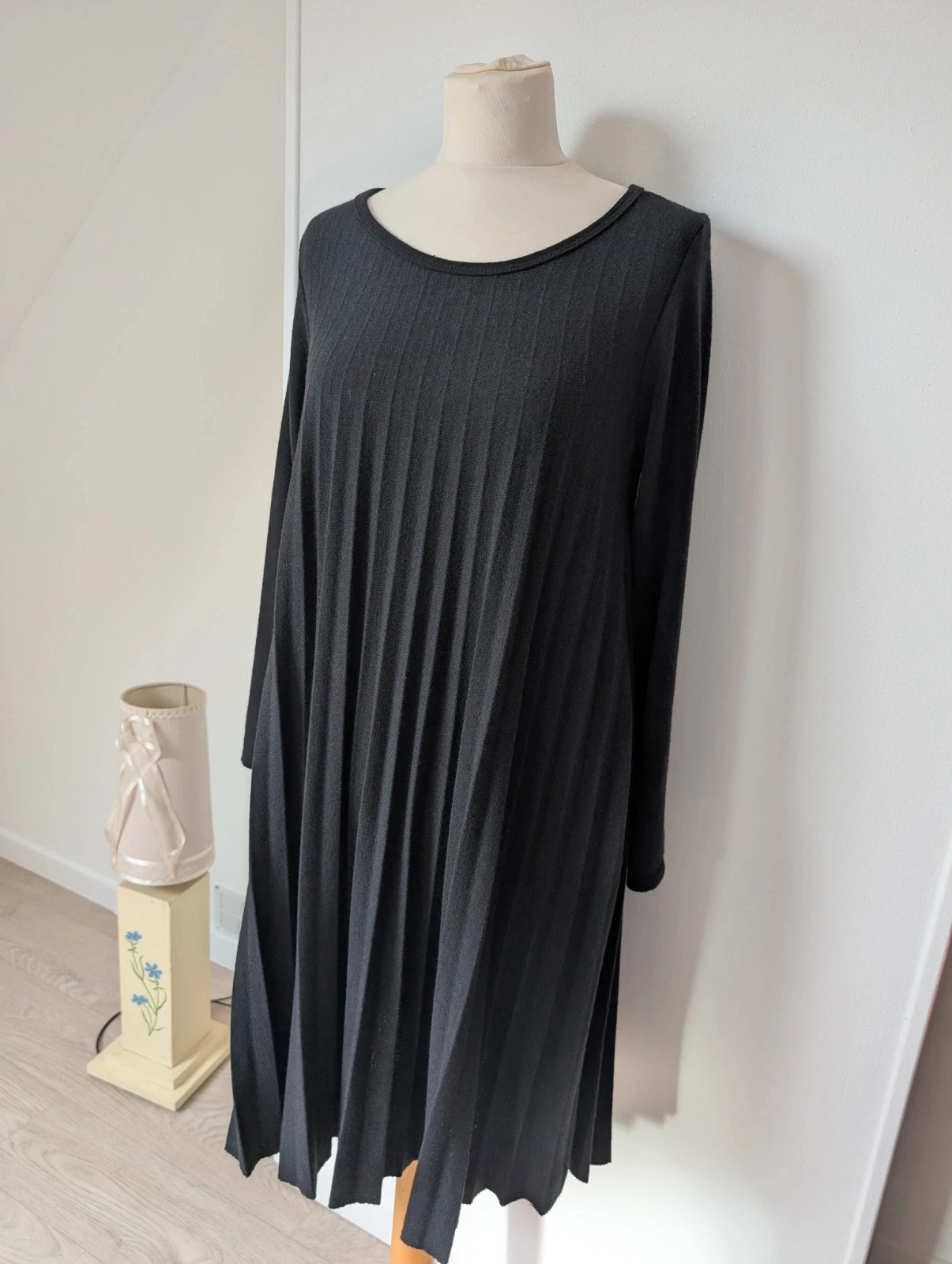 Petite robe noire plissée Automne hiver / laine et viscose/ TU – Italia Independent – taille Taille unique 2