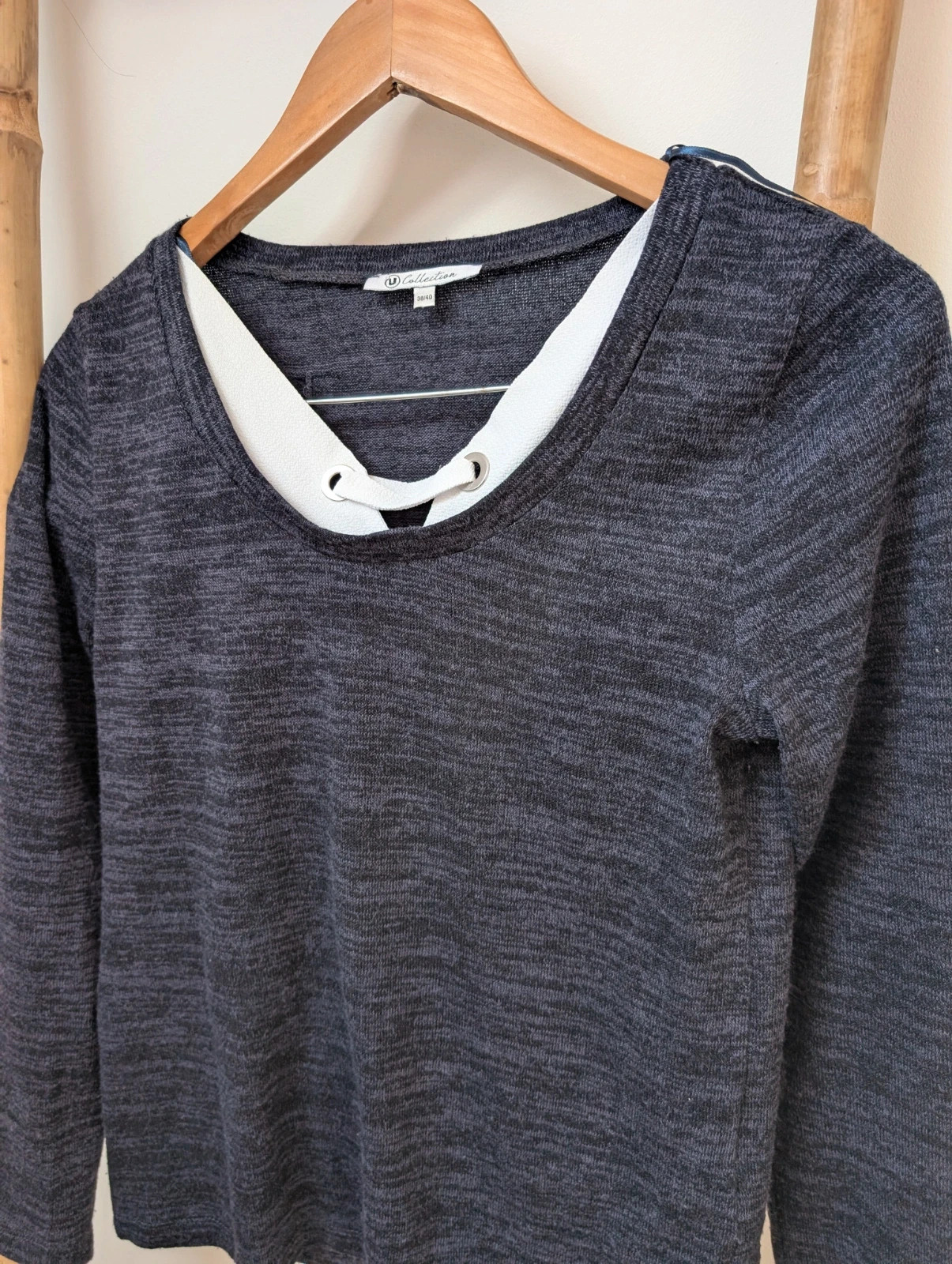 Pull bleu marine / taille 38/40 / TBE – U Collection – taille L / 40 / 12 2