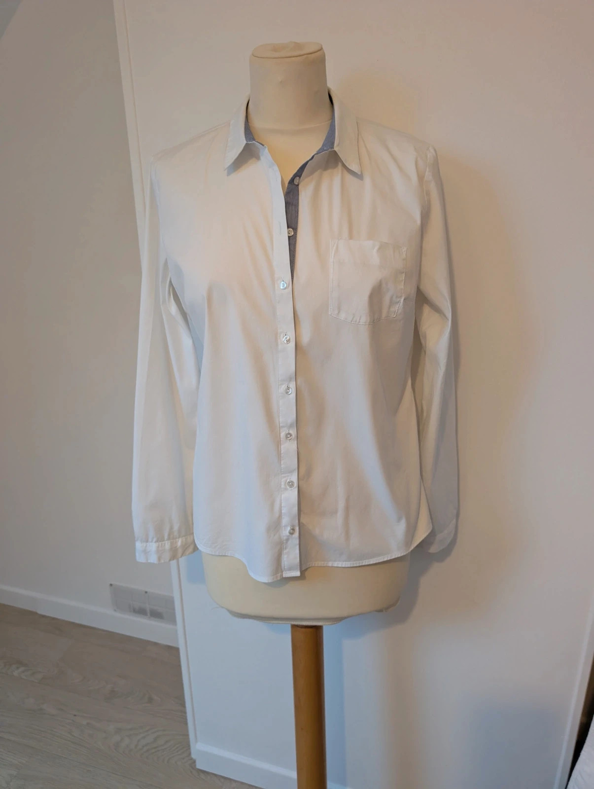 Chemisier blanc ceintré Taille 40 Marque Caroll