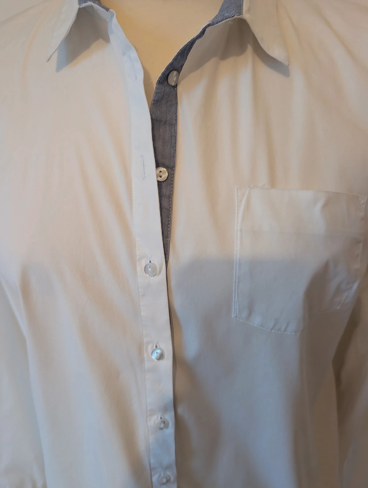 Chemisier blanc ceintré Taille 40 Marque Caroll – Caroll – taille L / 40 / 12 2