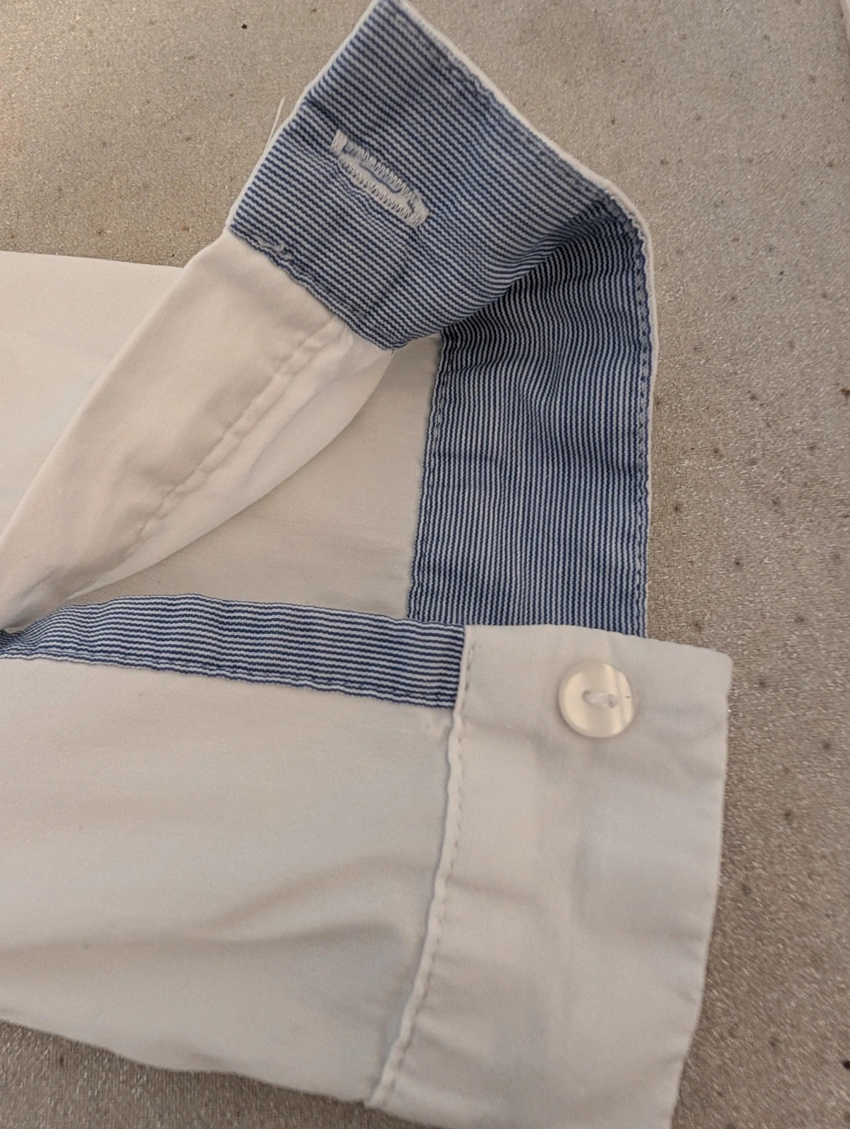 Chemisier blanc ceintré Taille 40 Marque Caroll – Caroll – taille L / 40 / 12 5