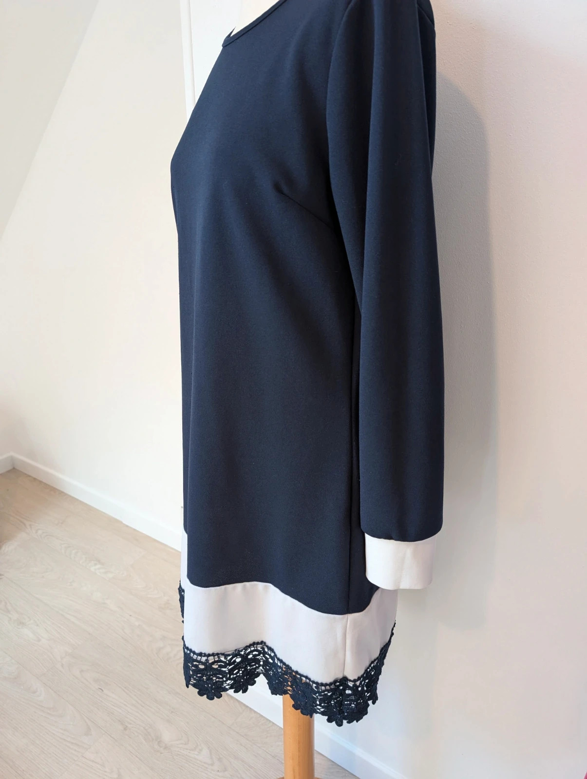 Petit robe 👗 bleue marine et blanc / Taille M – Shein – taille L / 40 / 12 2